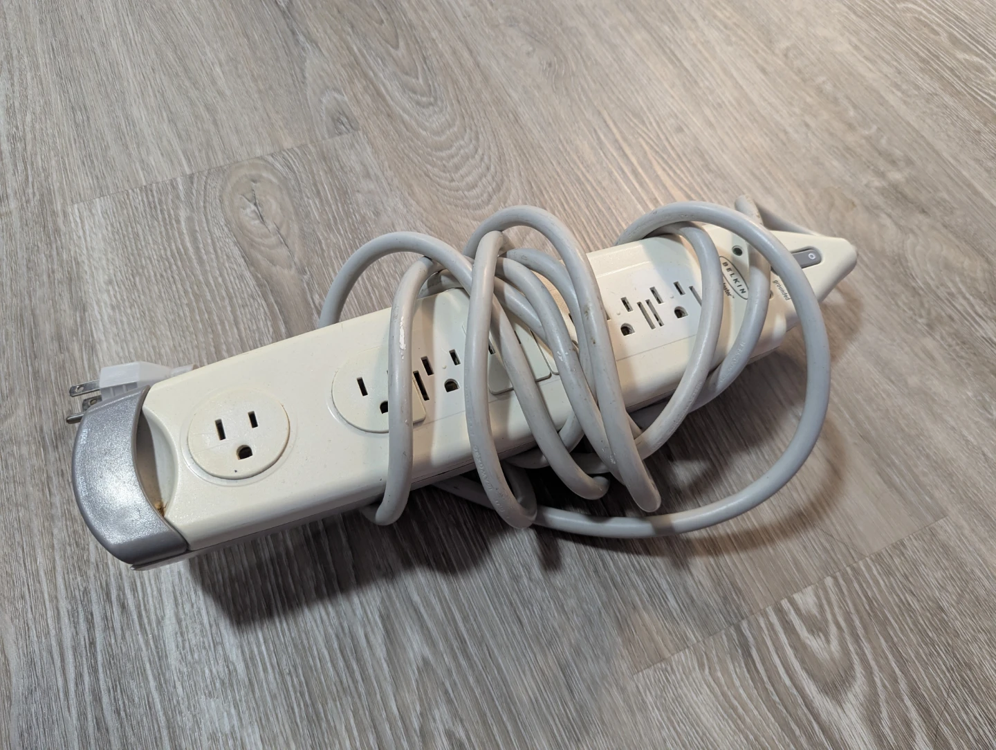 Belkin Power Strip Surge Protector
