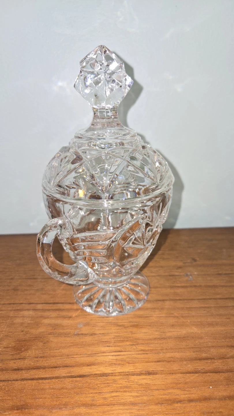 Vintage Etched Glass Lidded Sugar Bowl - photo 3
