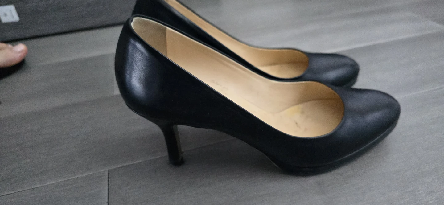 Italian Black Leather Heels - photo 2