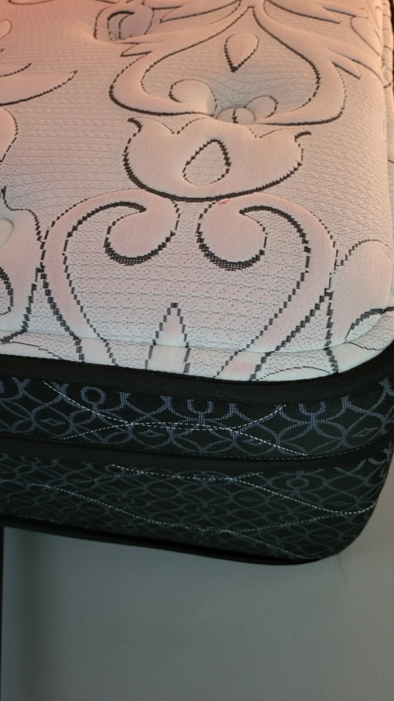 Simmons Mattress - Queen size - photo 2