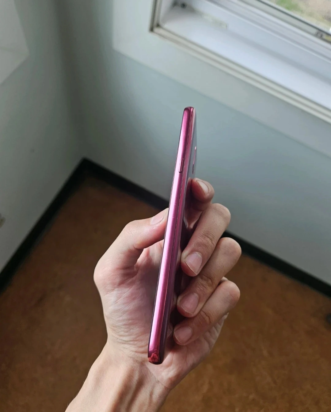 LG G7 ThinQ - photo 4