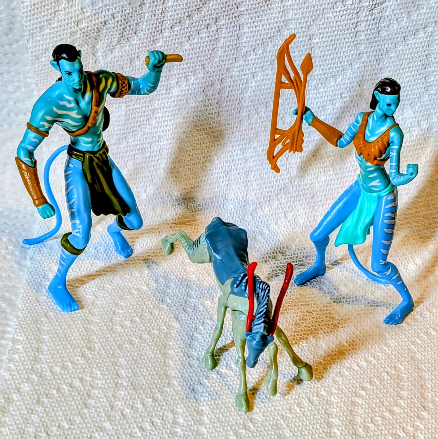Kinder Surprise Avatar Action Figure Set - 4" Tall