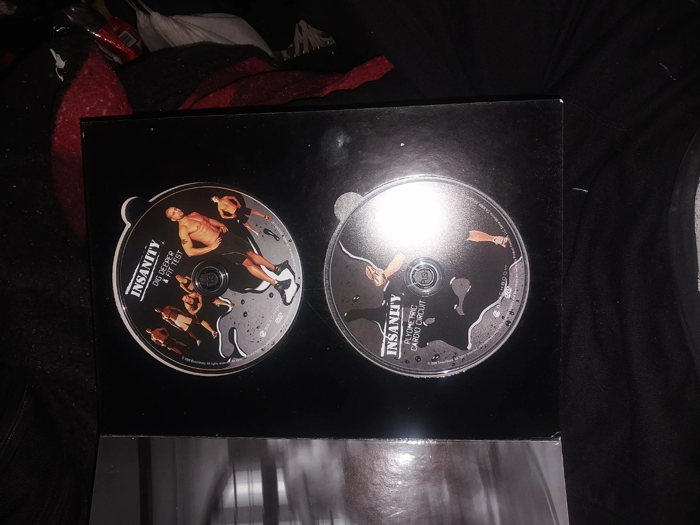 Insanity Workout DVD Set - photo 2