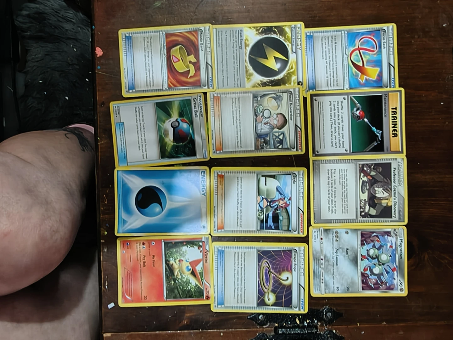 100 Assorted Pokémon Trading Cards - photo 3