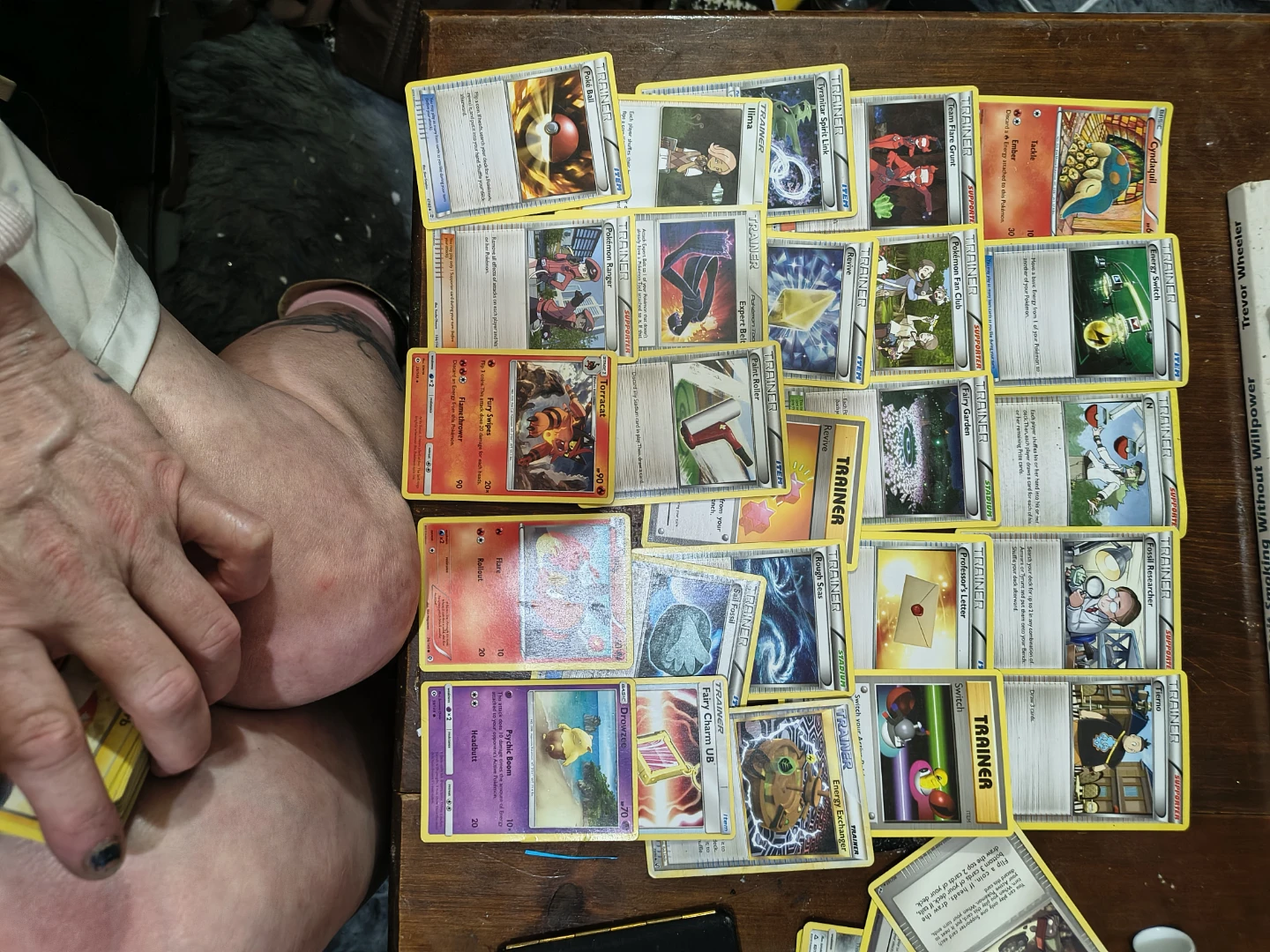 100 Assorted Pokémon Trading Cards - photo 4