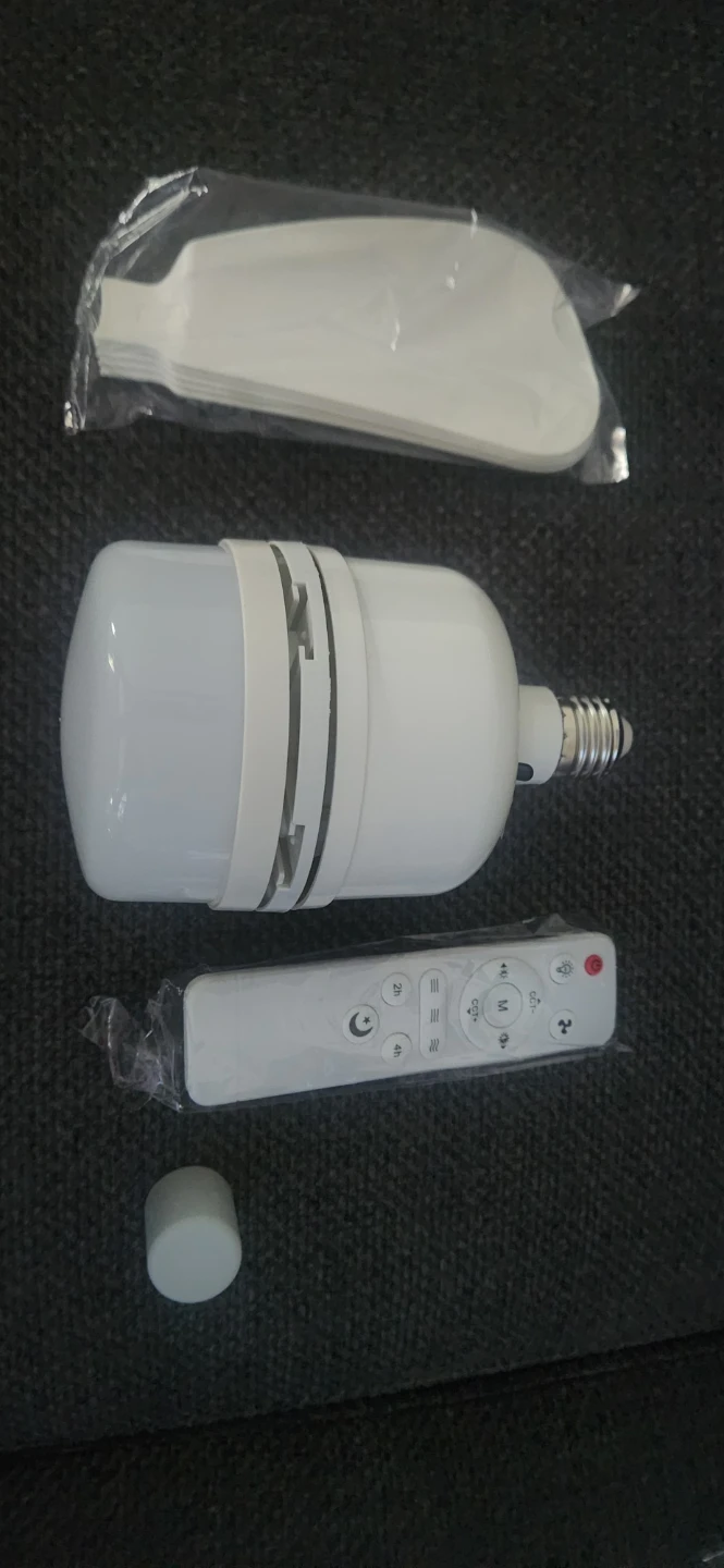 2-in-1 LED Fan Light with Remote - photo 4
