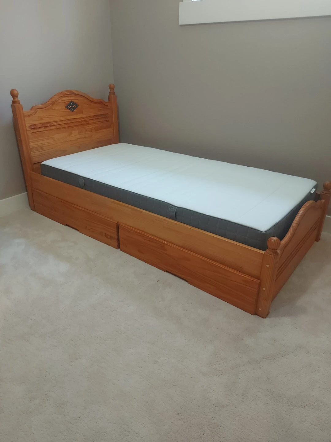 [Moving] Twin Bed w Frame and Storage Drawers