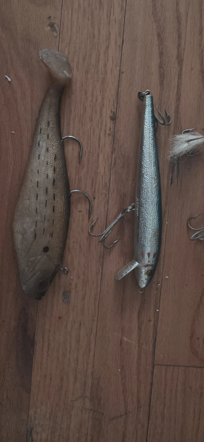 Lot of 3 Fishing Lures - photo 4