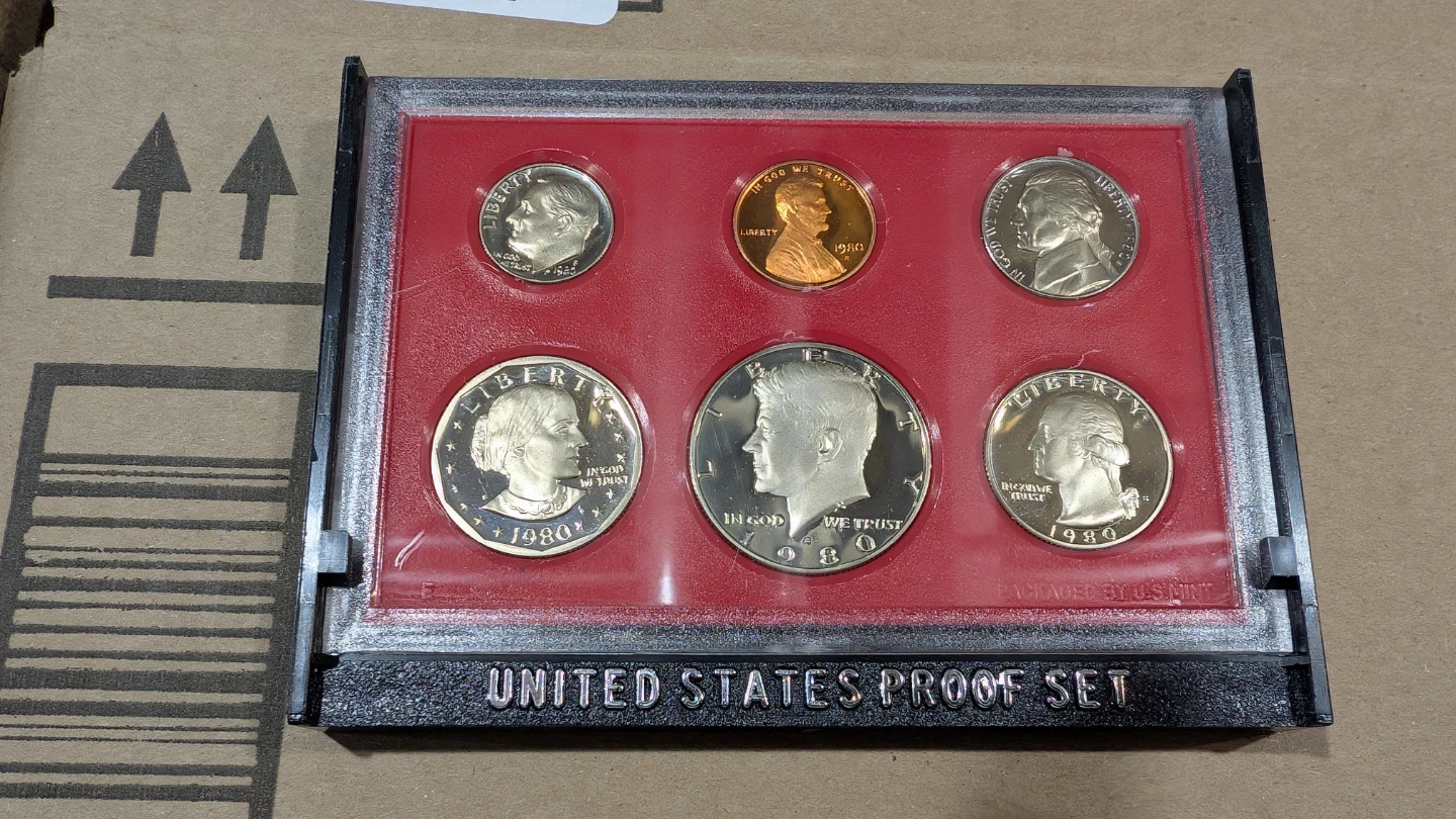 Proof Set U.S. Mint 10 years 1977-1986 - photo 3