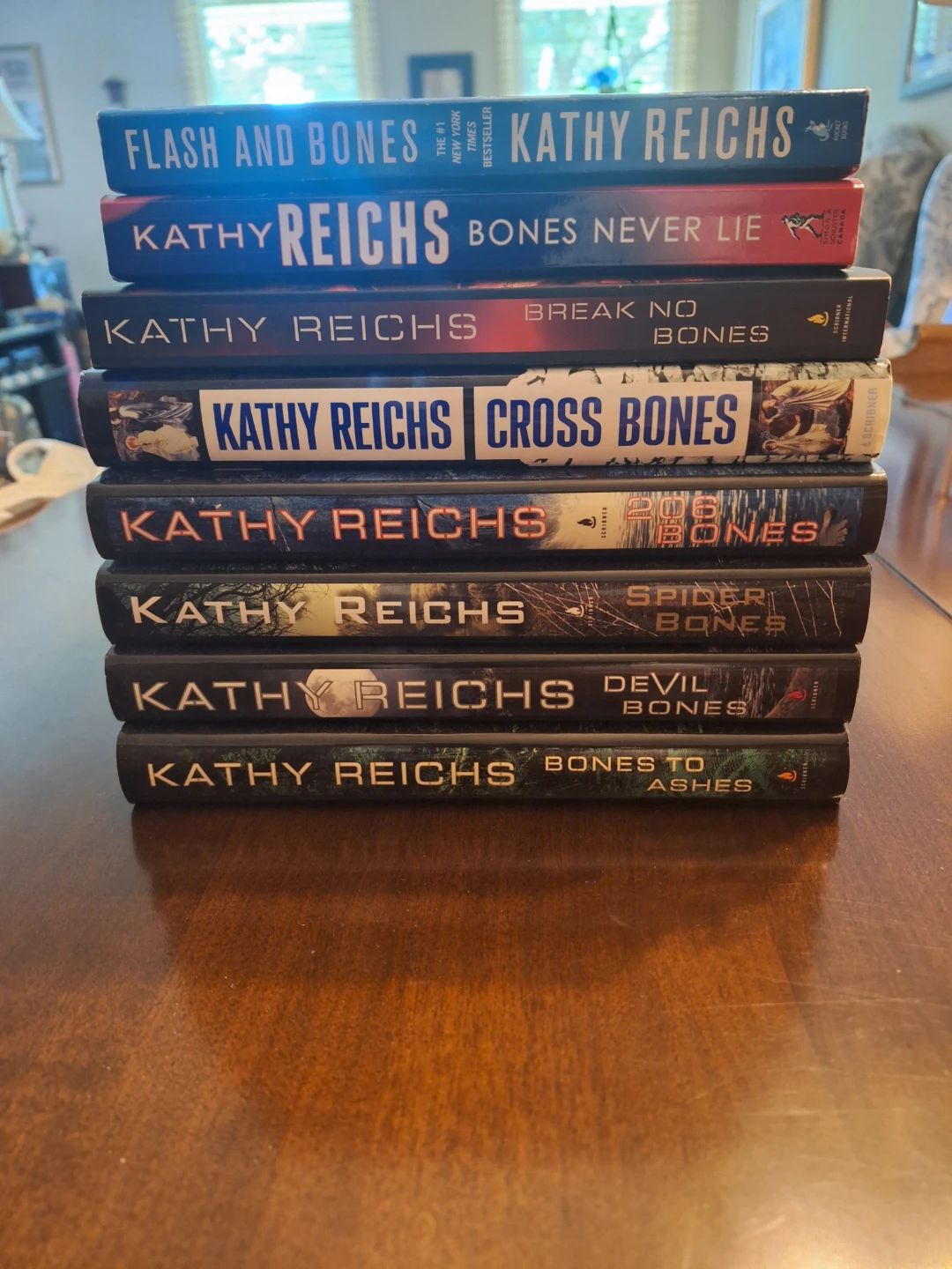 18 Kathy Reichs books - photo 2
