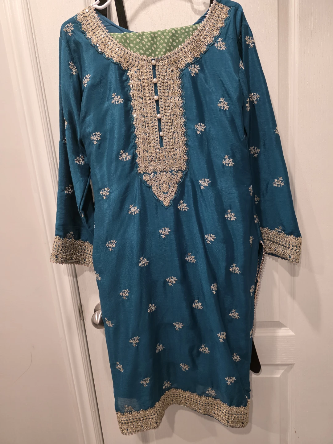 Teal Embroidered Kurti with Pants and Scarf Set
