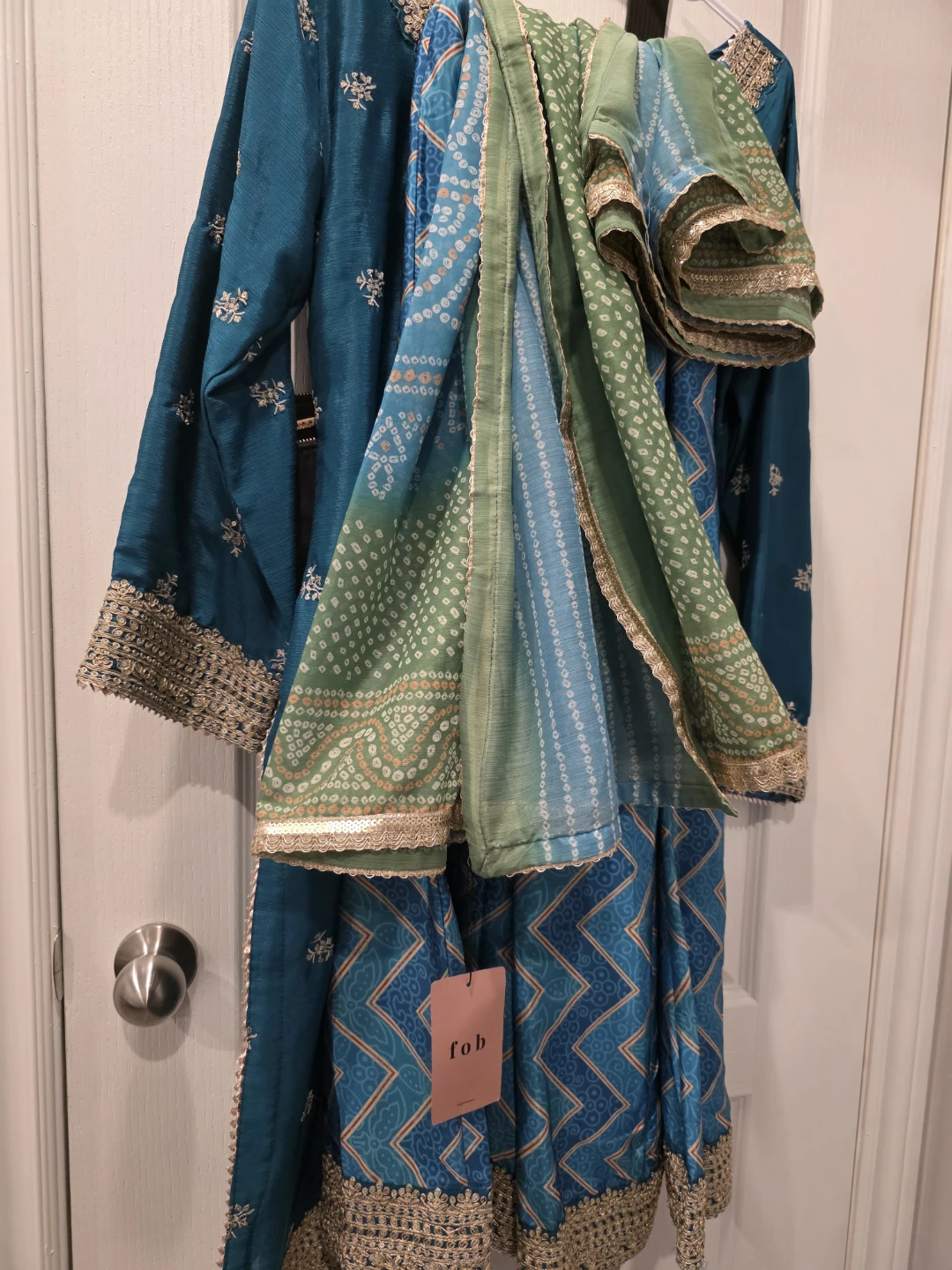 Teal Embroidered Kurti with Pants and Scarf Set - photo 4