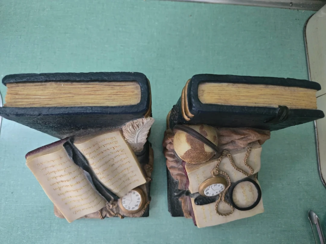 Travel Theme Bookends - photo 2