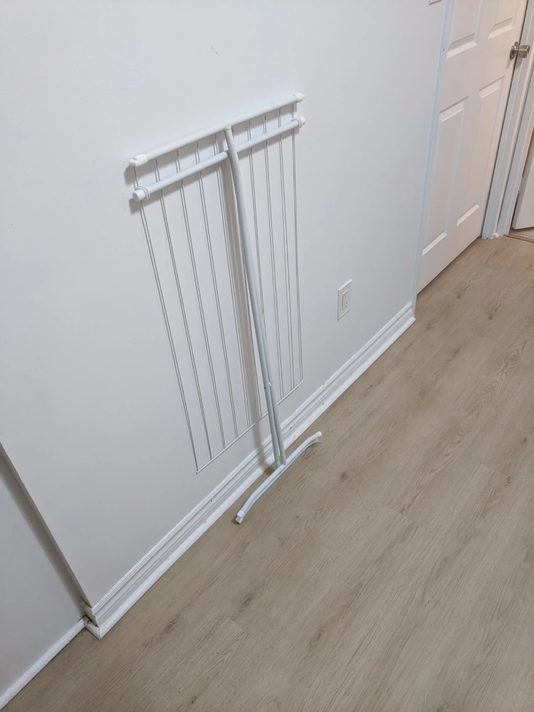 White folding drying rack - photo 5