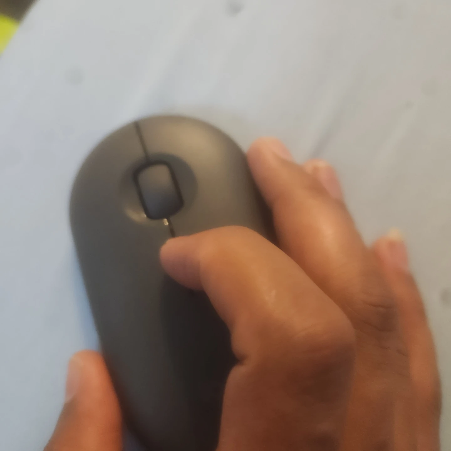Logitech Pebble i345 Bluetooth Wireless Mouse (Like New) - photo 2