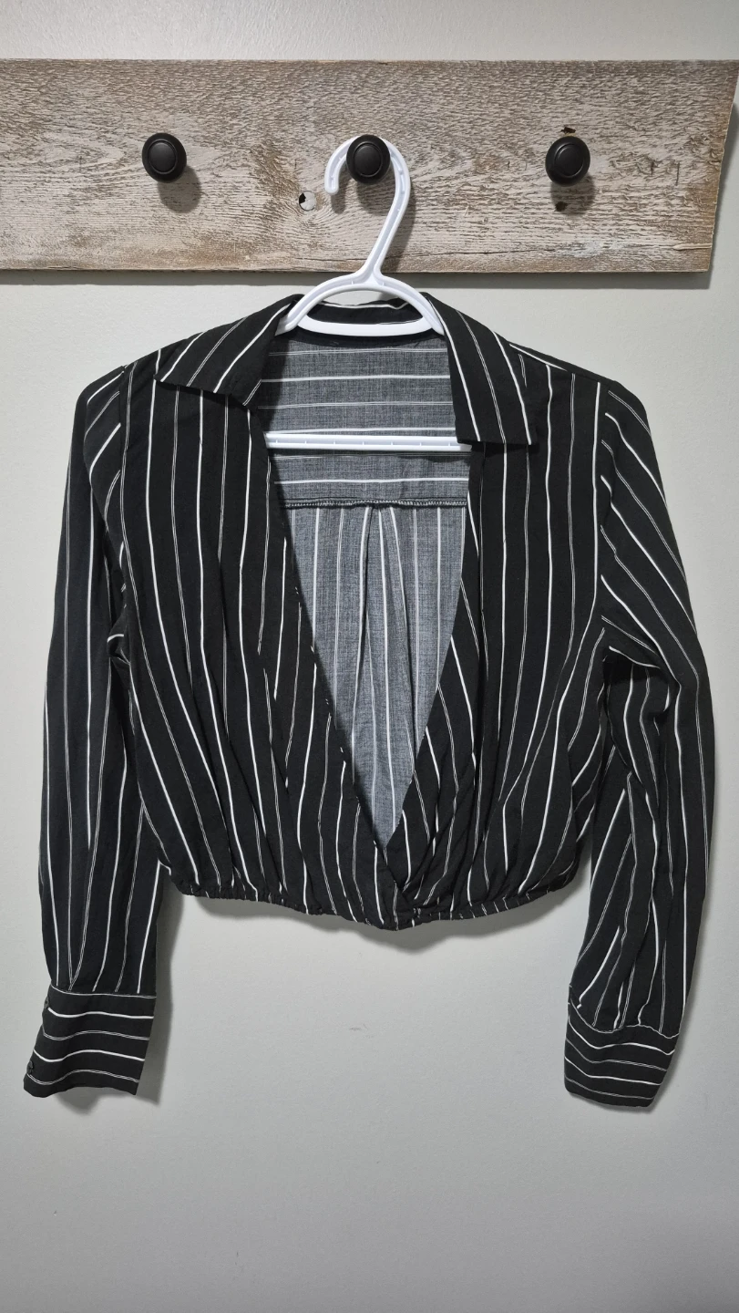 Black and White Striped Cropped Button-Up Shirt