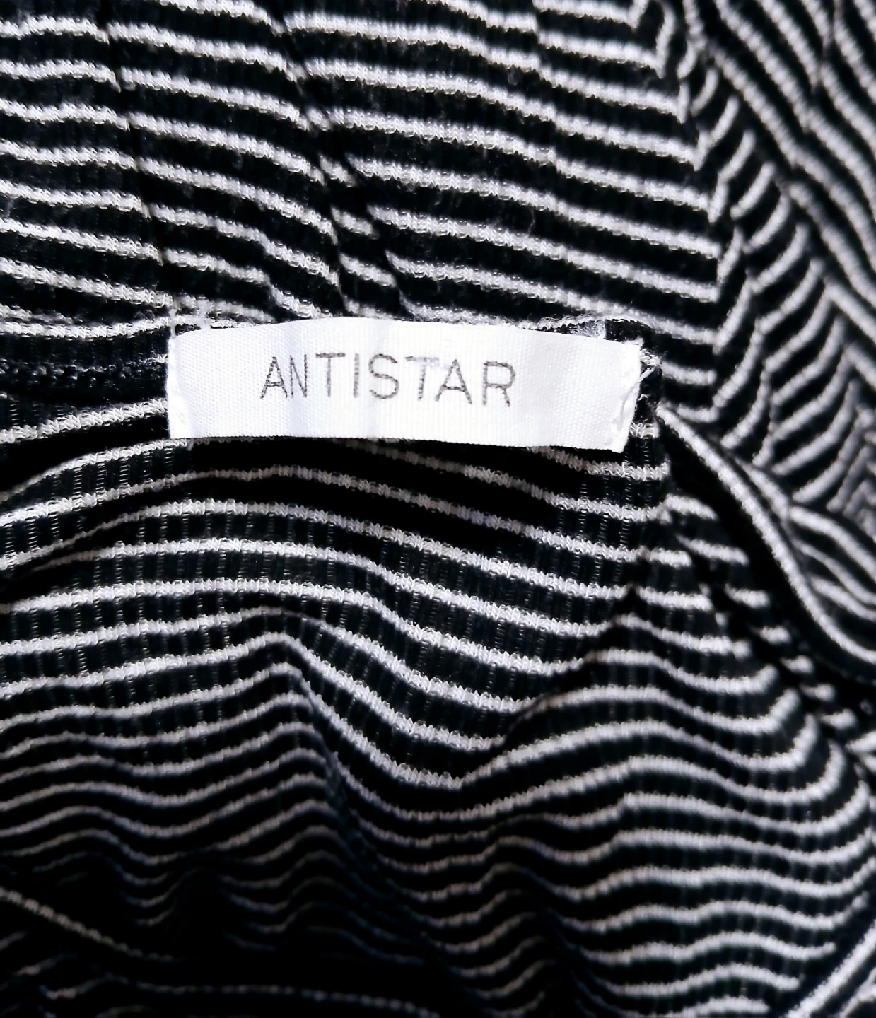 Women Medium Antistar Black and White Cold Shoulder Dress - photo 2