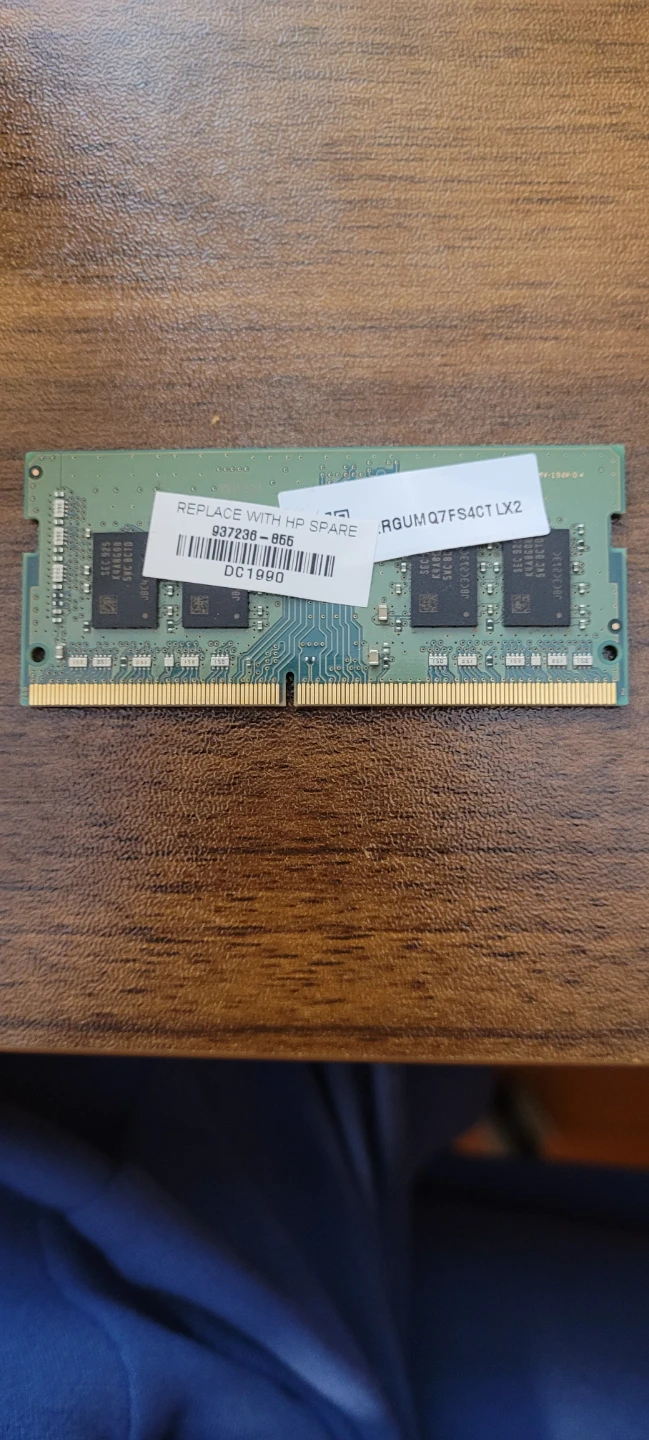 Used 1x8 DDR4 RAM stick