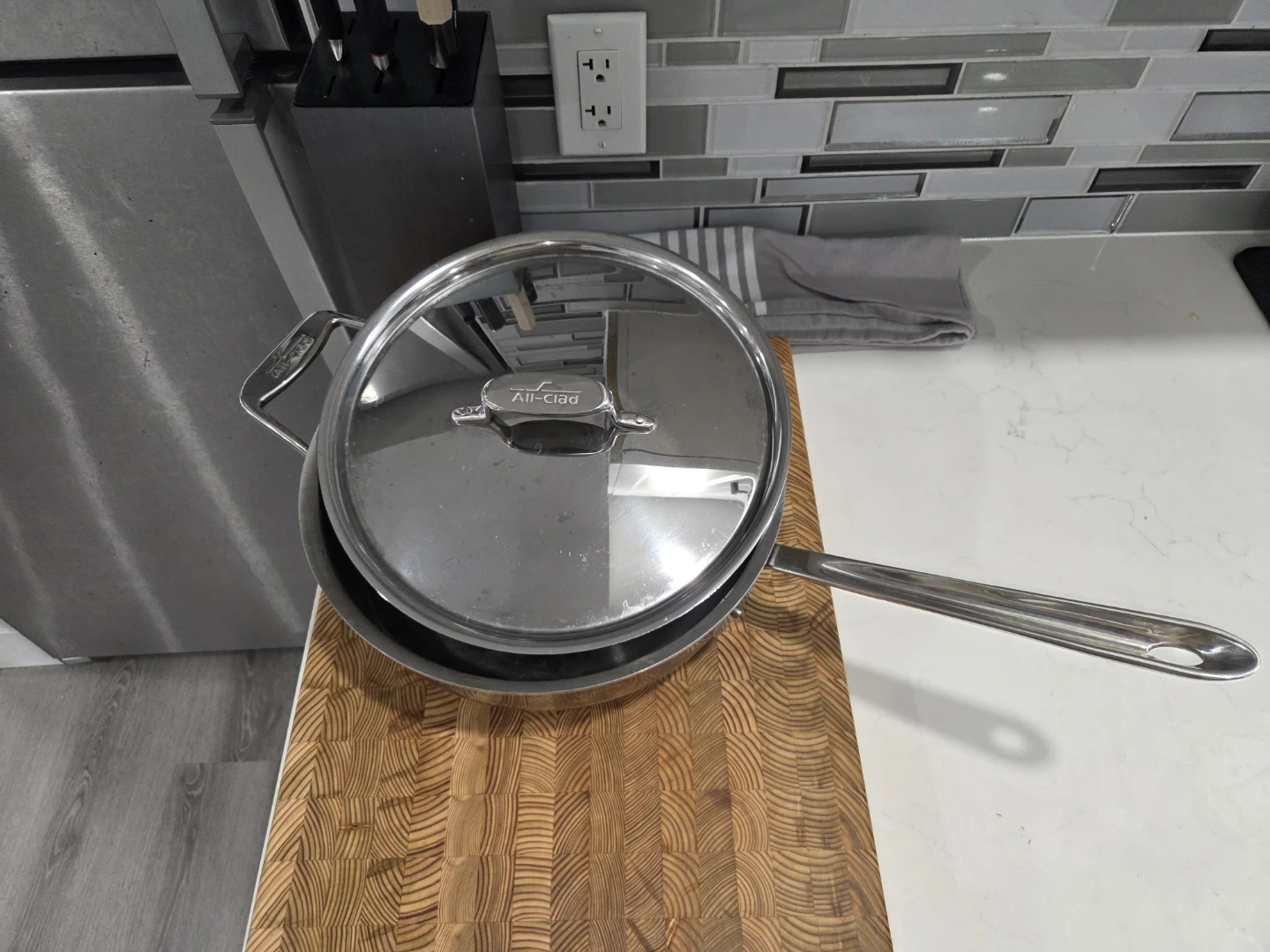 All-Clad d5 Stainless Steel 5 ply 4 Qt Sauté Pan with Lid - photo 3