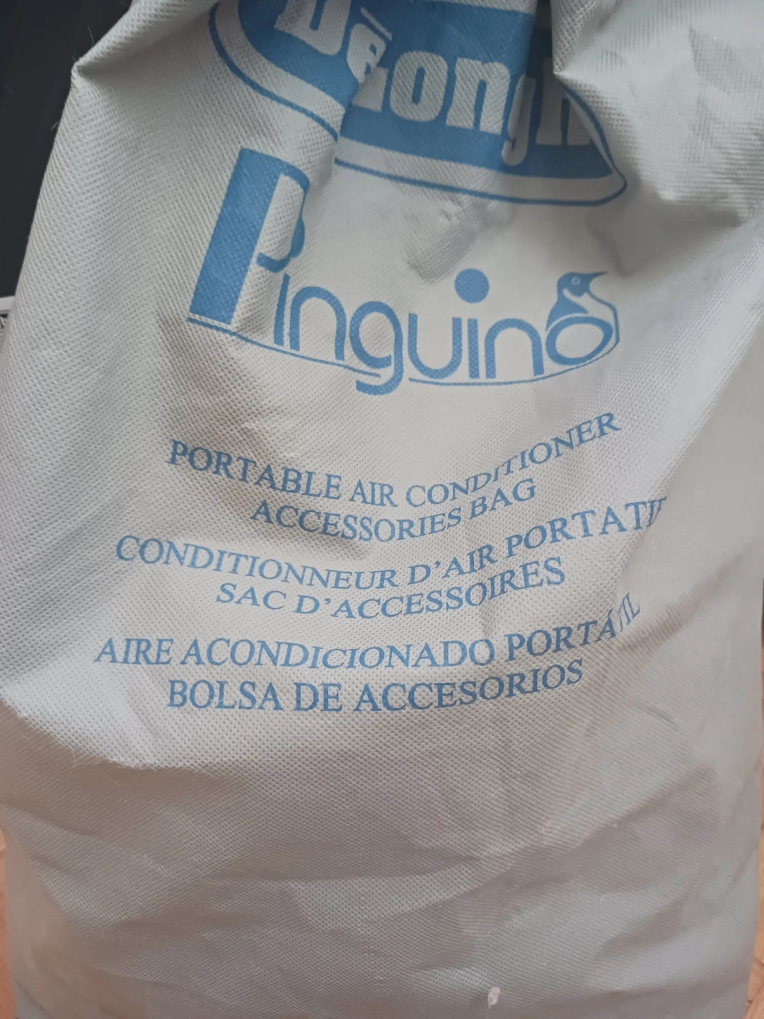 DeLonghi Pinguino PAC AN140HPECB Portable Air Conditioner - photo 4