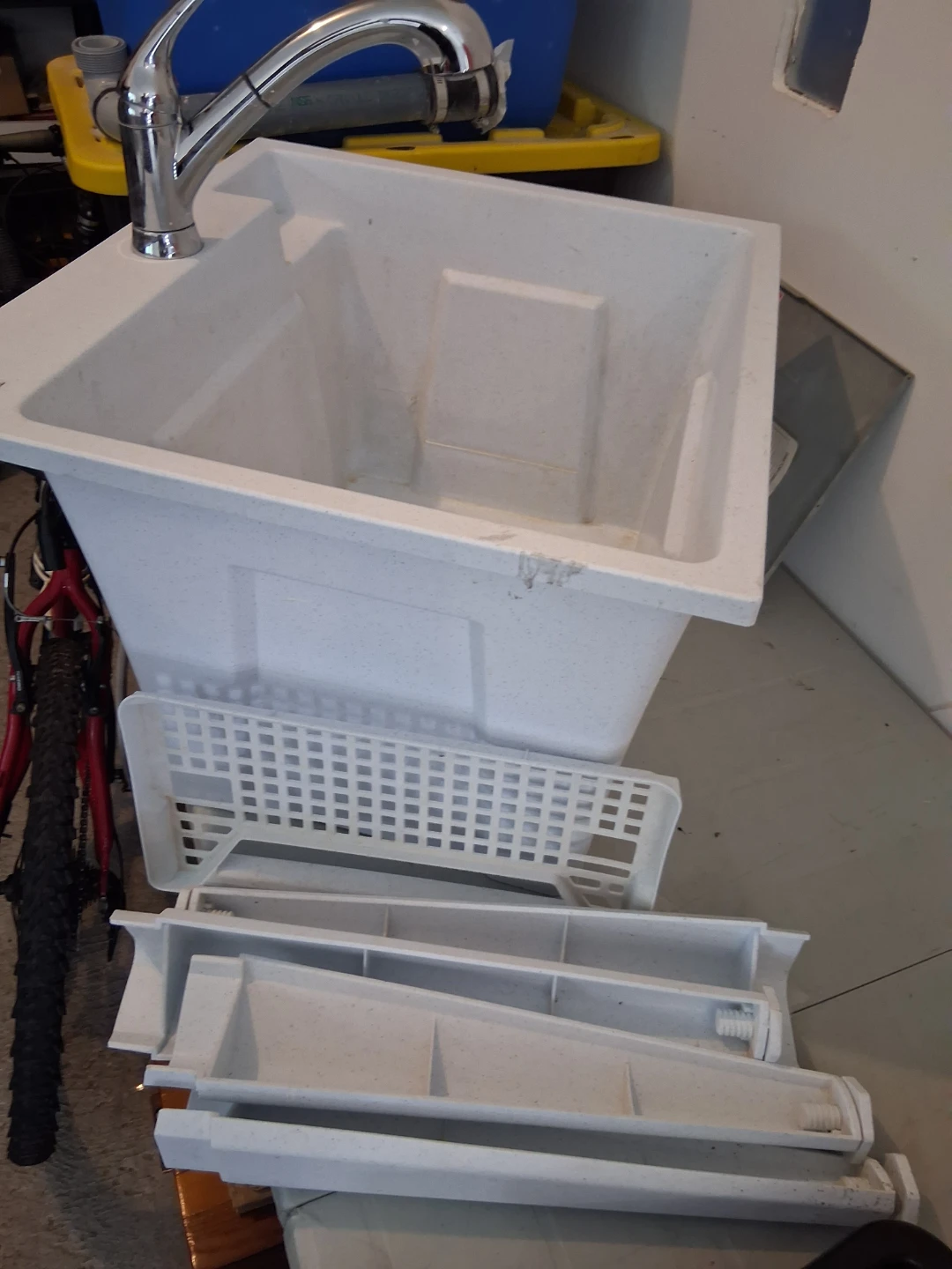 Laundry Sink & Faucet