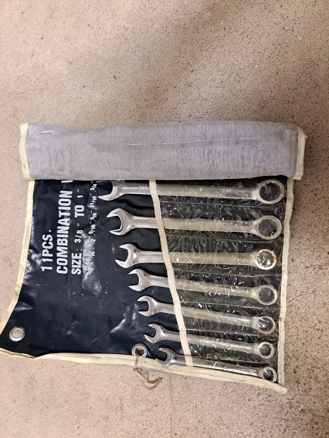 11 Piece Combination Wrench Set - photo 4