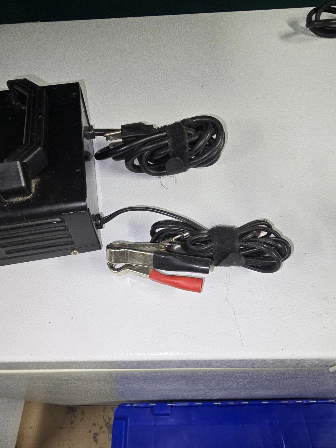 Eliminator Intelligent Battery Charger - photo 2