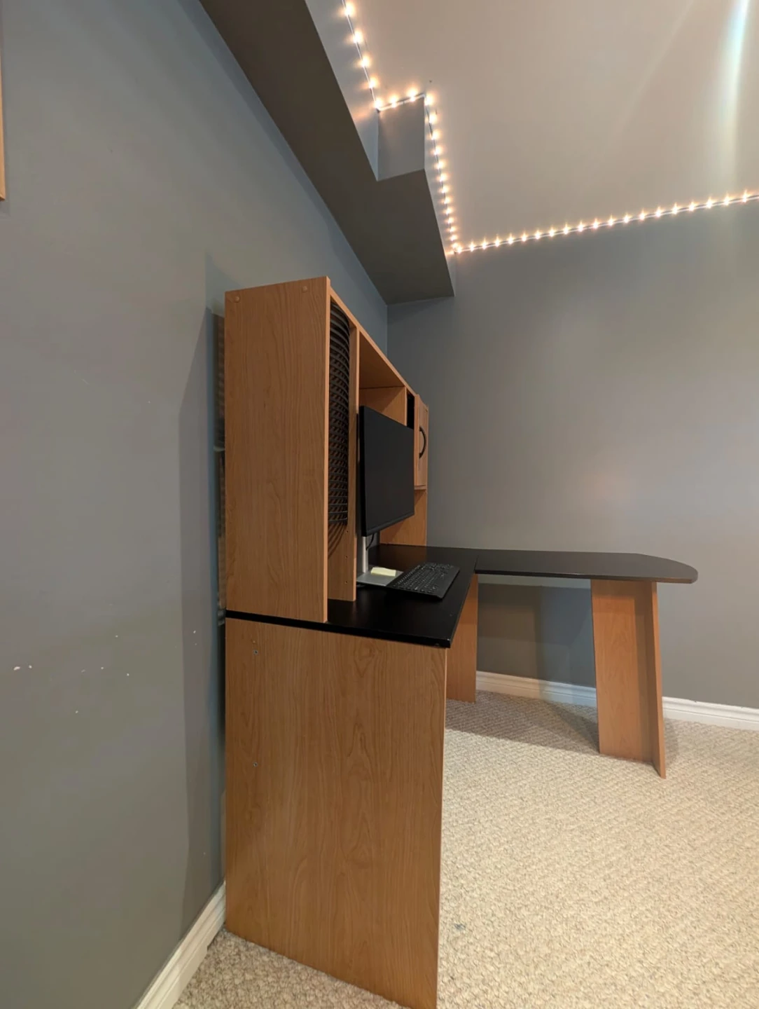 Computer desk with hutch - photo 4