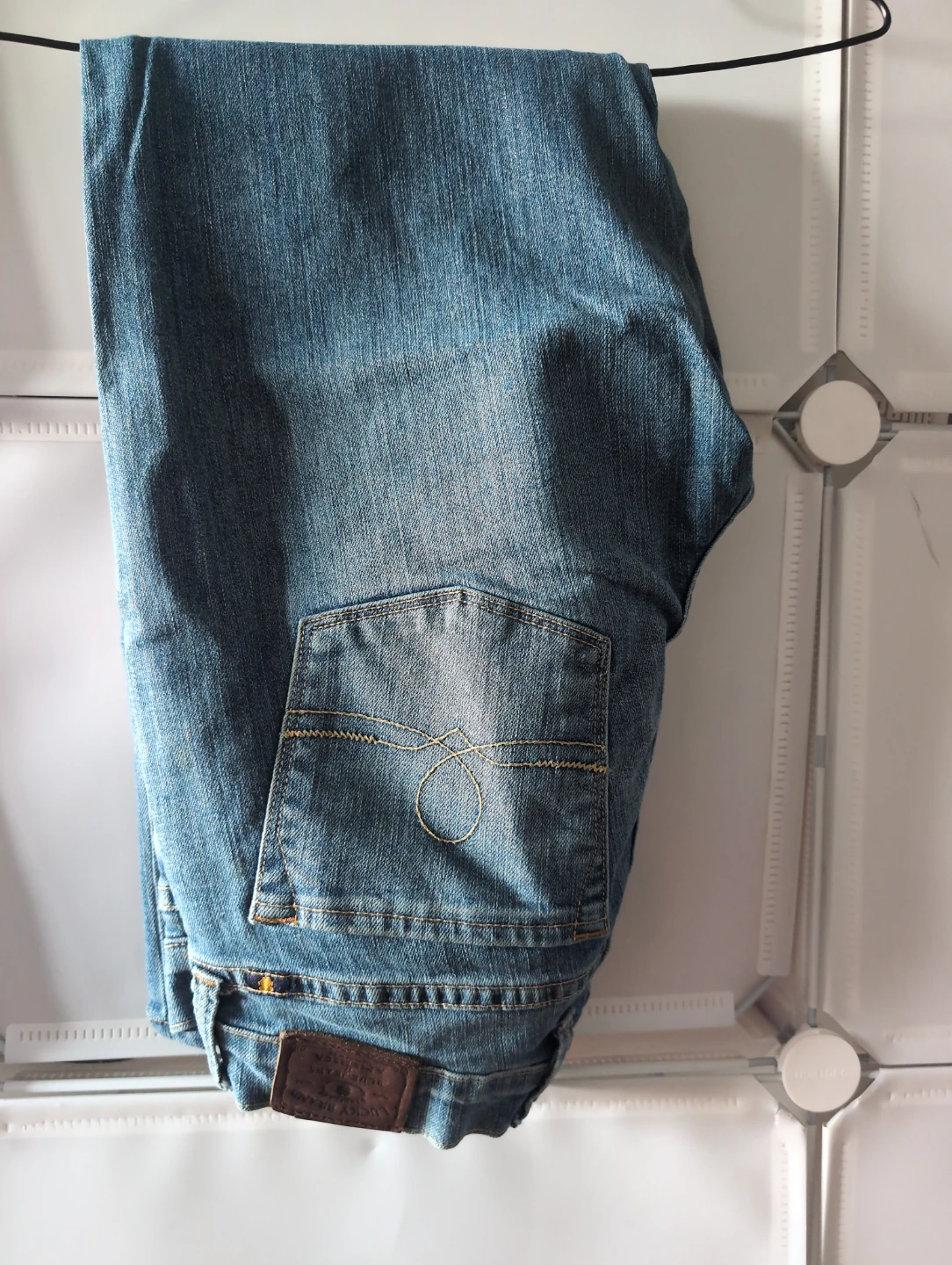 Lucky Brand Sofia Capri Jeans Size 4/27