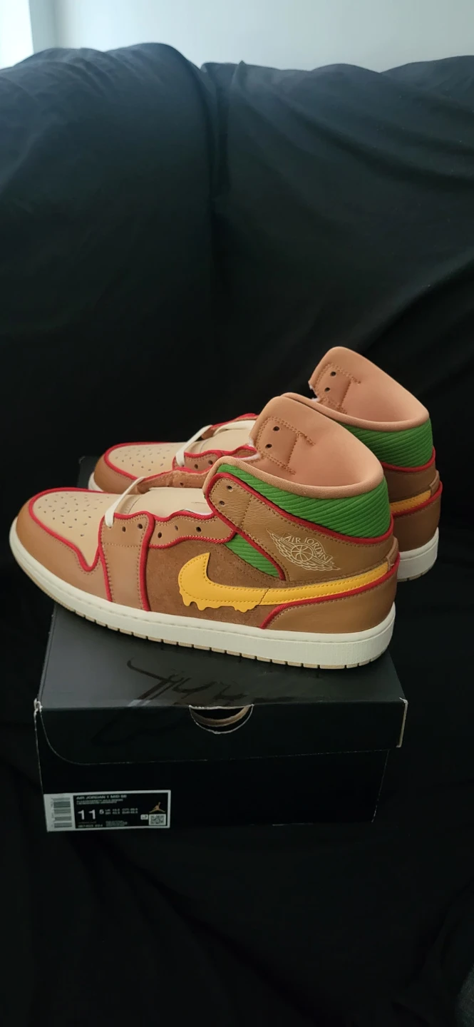 Air Jordan 1 Mid SE Men's Size 11 Shoes