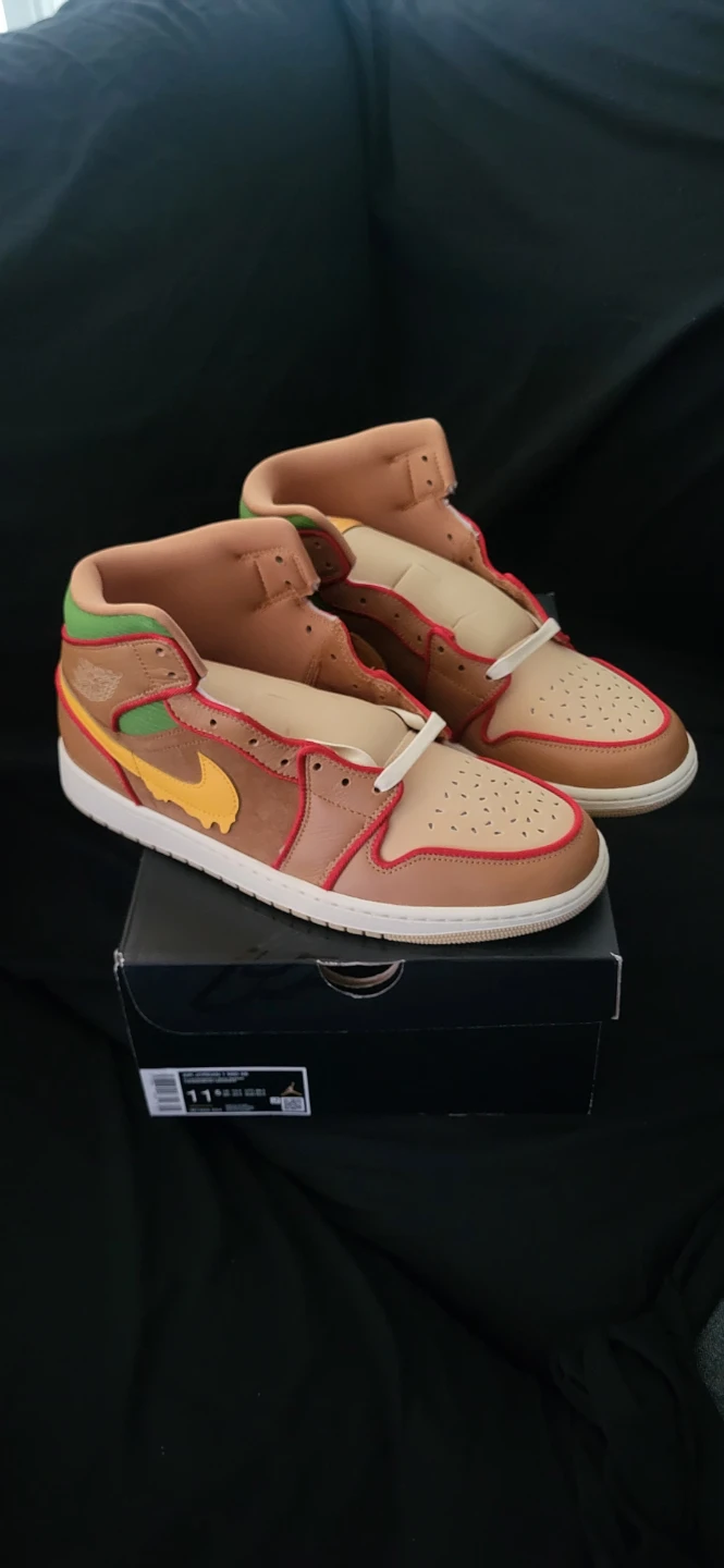 Air Jordan 1 Mid SE Men's Size 11 Shoes - photo 3