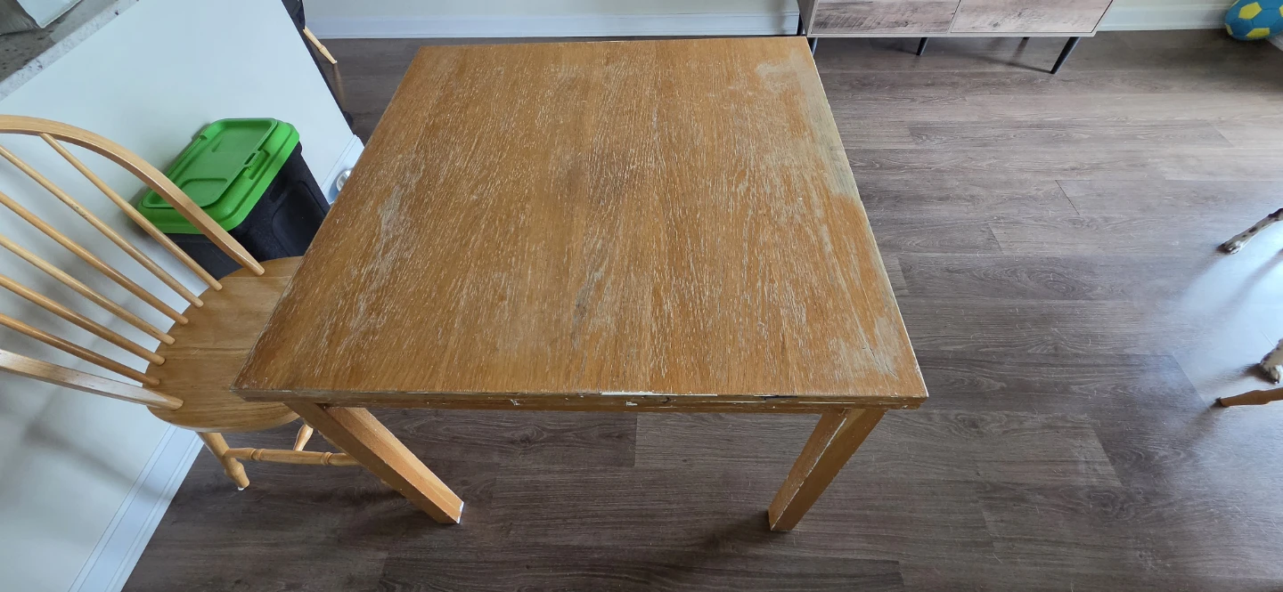 Free Table and Chairs - photo 3