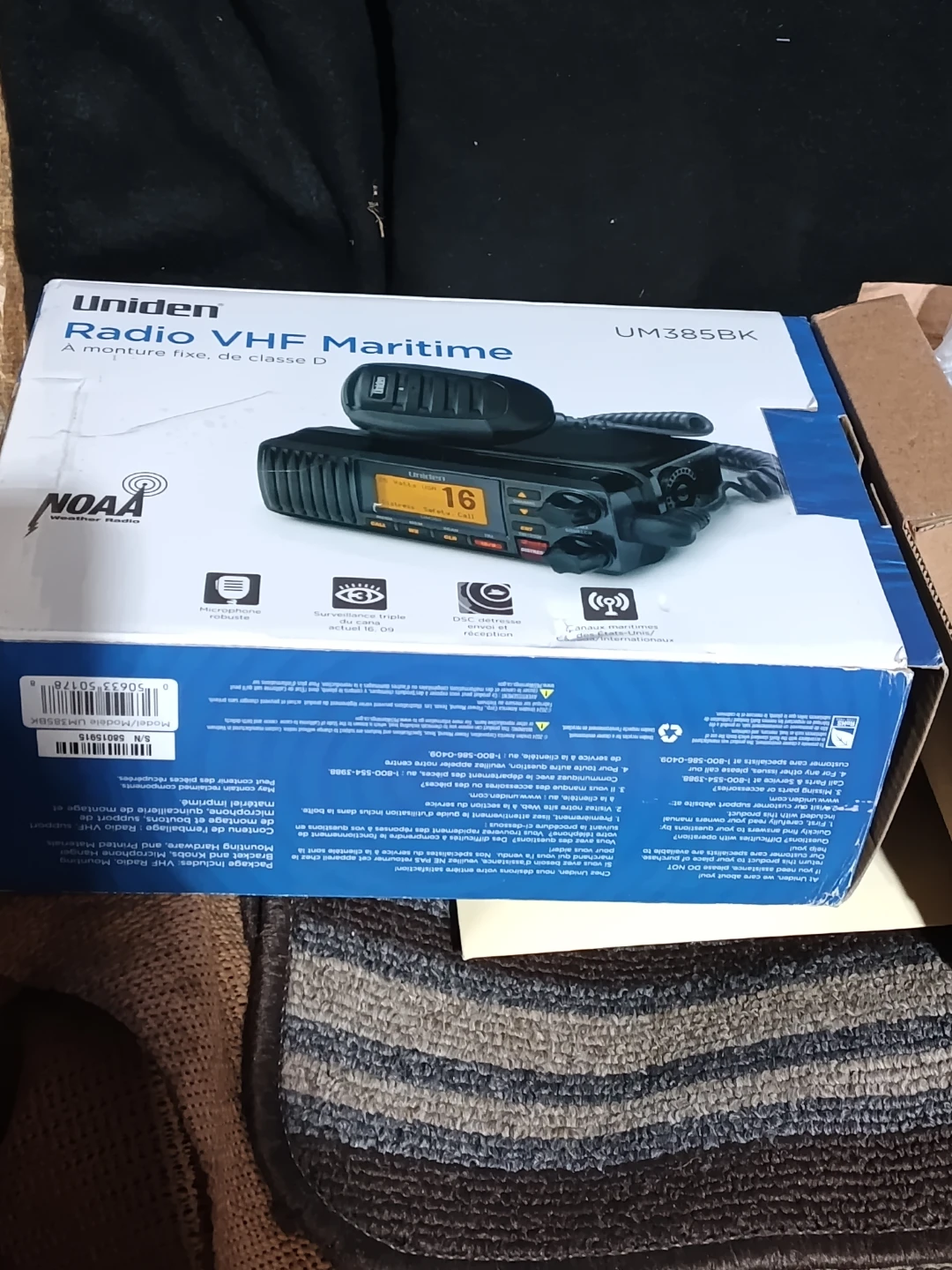 Uniden UM385BK Fixed Mount VHF Marine Radio - photo 3