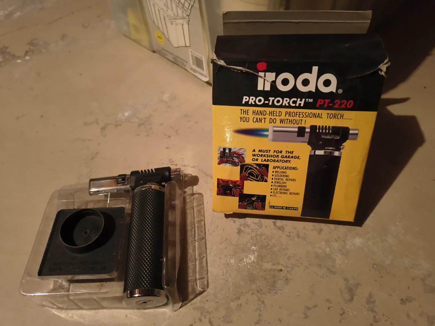 Iroda Pro-Torch PT-220 Hand-Held Professional Torch