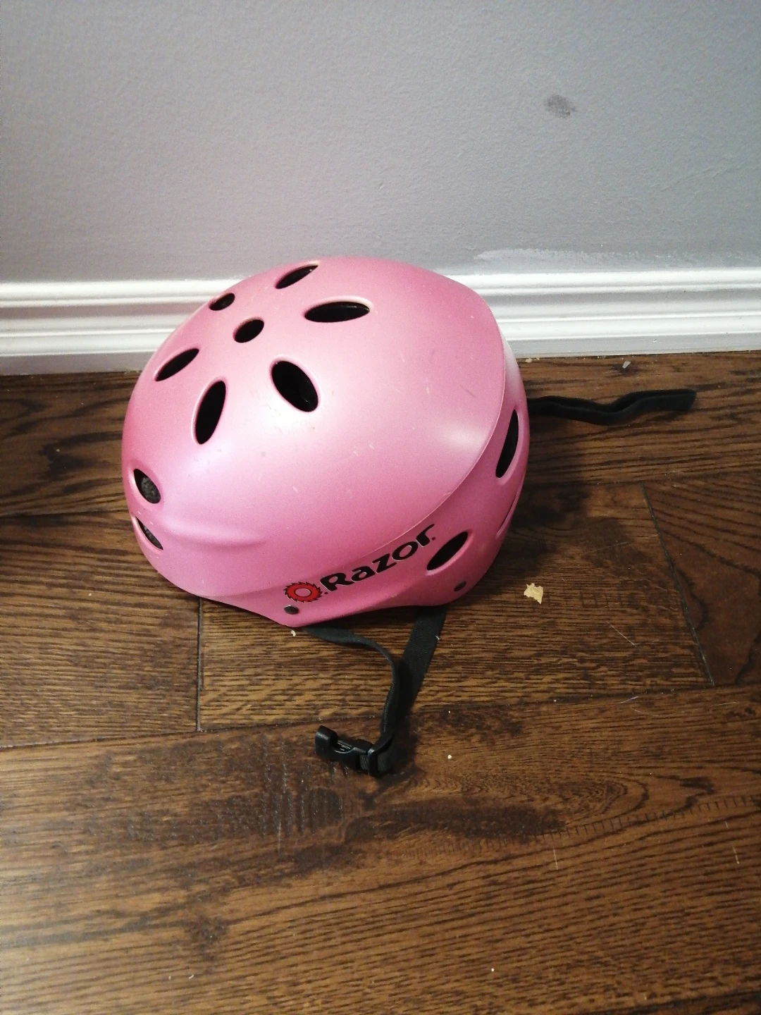 Bike Helmets 5 dollars each - photo 5