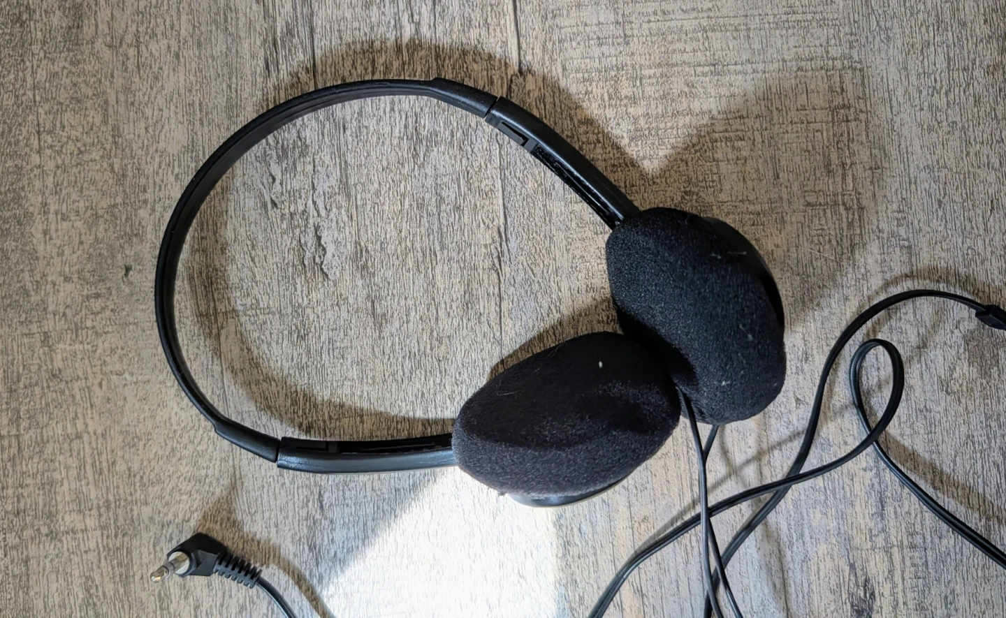 Sanyo On-Ear Headphones - photo 4