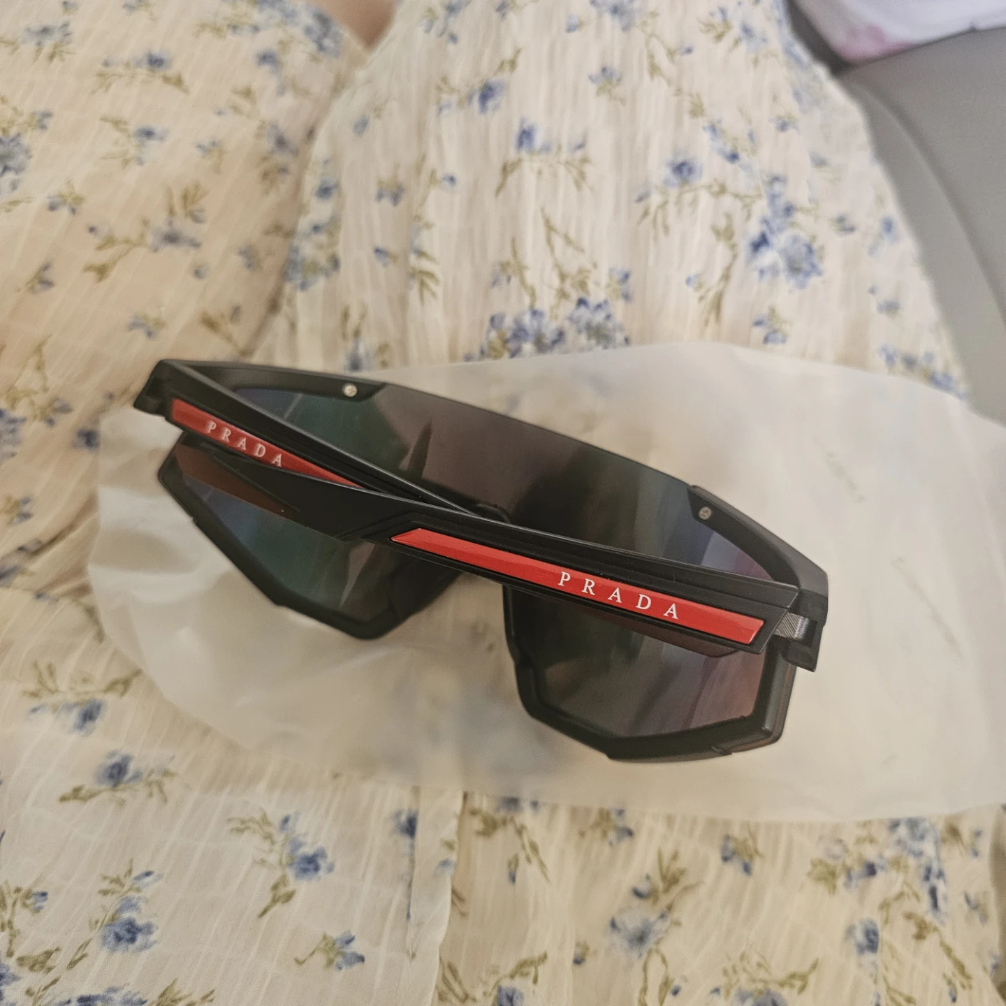Prada Sunglasses - photo 2