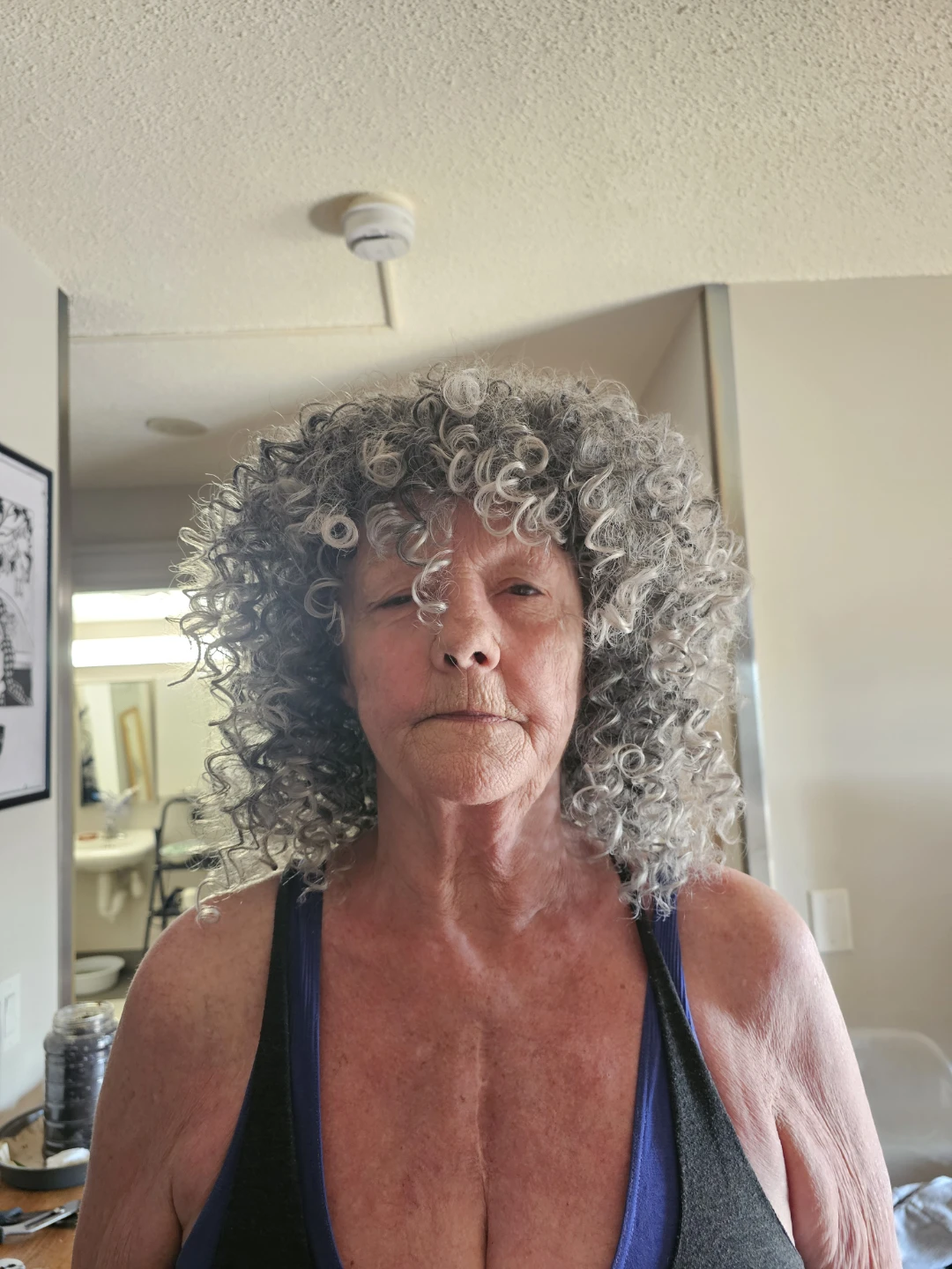 Wig, curly grey and black - photo 2
