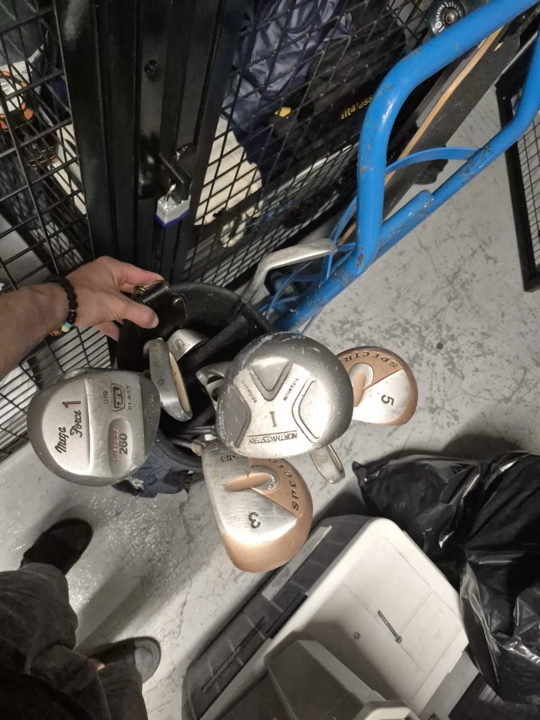 Mixed Brand Golf Club Set with Bag - photo 2