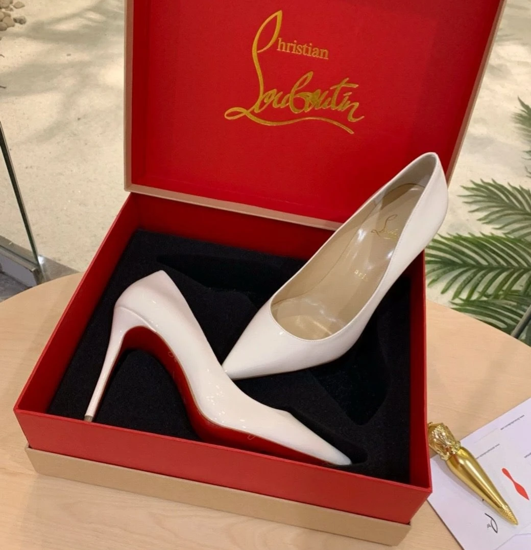 Christian Louboutin White Patent Leather Heels - photo 2