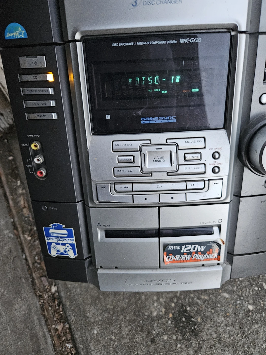 Sony stereo system - photo 2