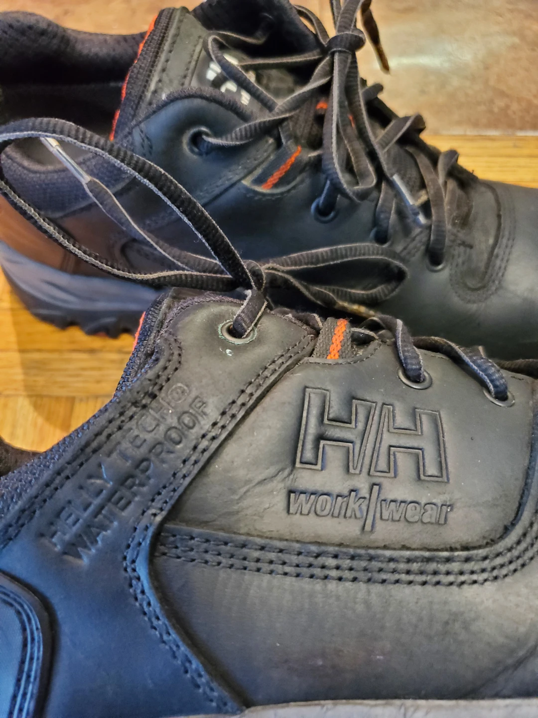 Men's Hely Hansen Safety Shoes Size 10.5 - photo 3