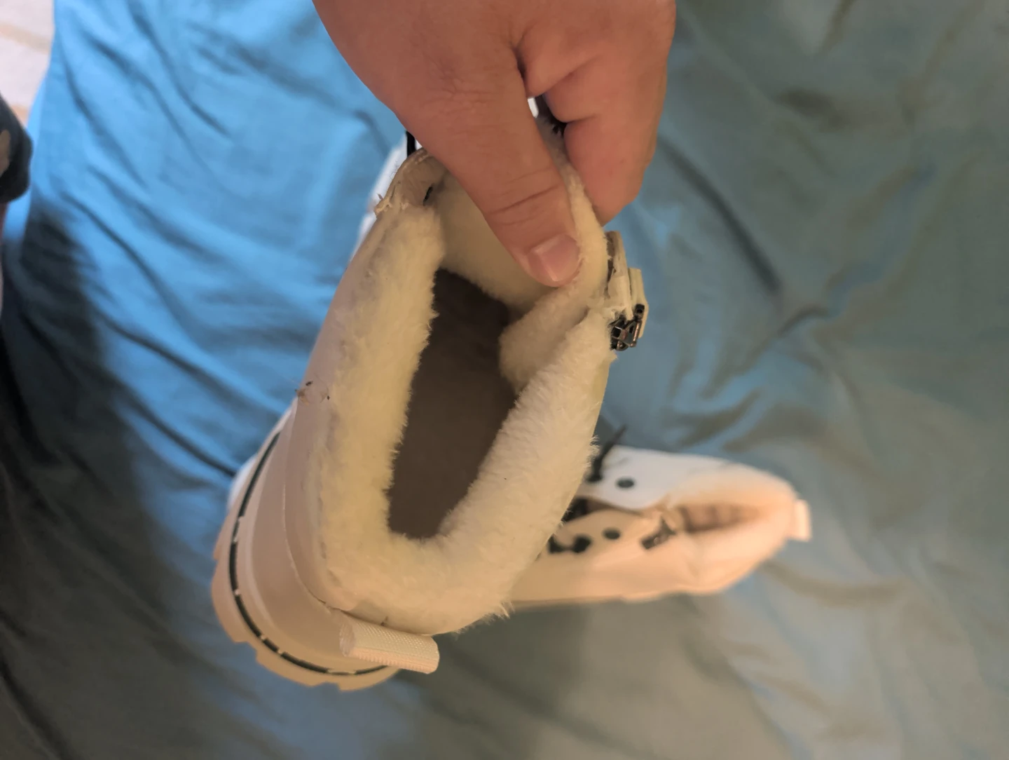 White Winter Boots Size 43 - photo 3
