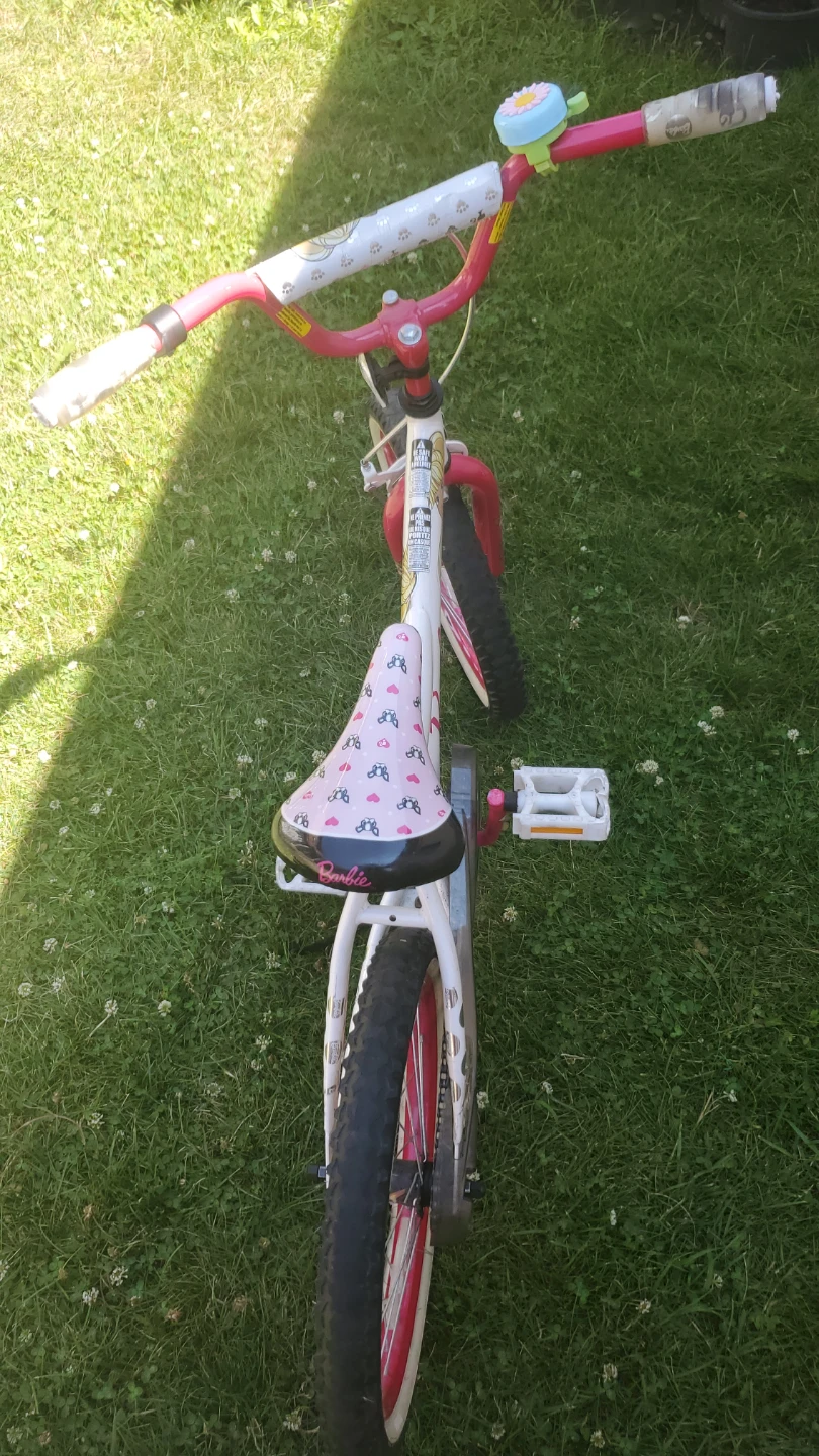 18" Dynacraft Barbie Girls' BMX-Style Bike - photo 4