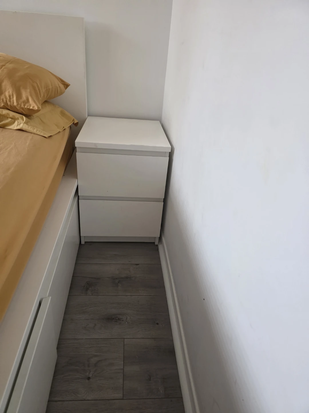 IKEA Queen Bedroom Set - photo 3