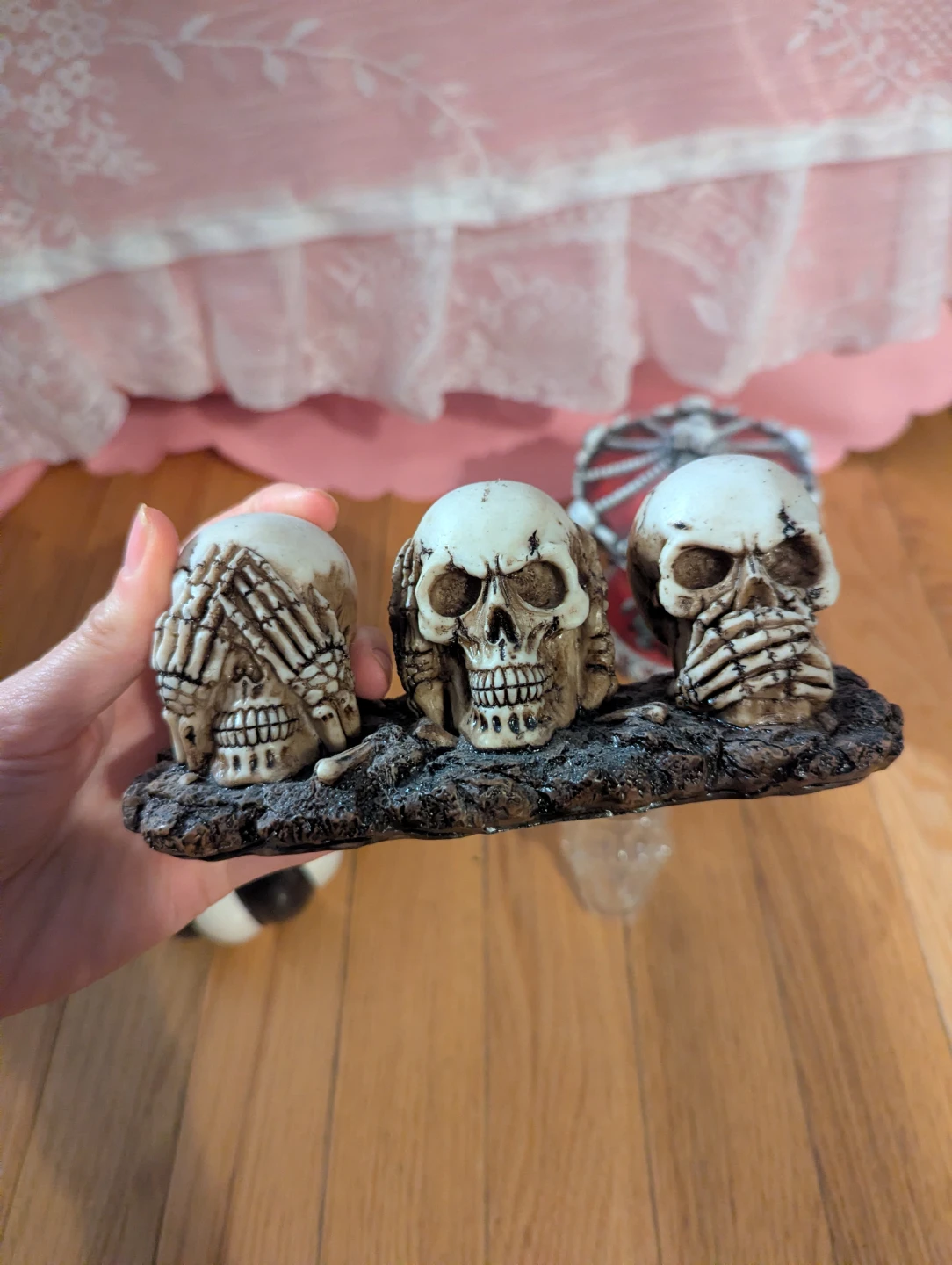 Halloween Skull Carousel Decoration - photo 2