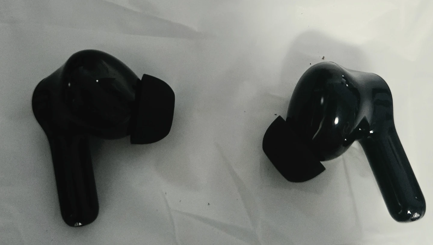 I66 True Wireless Earbuds - photo 3