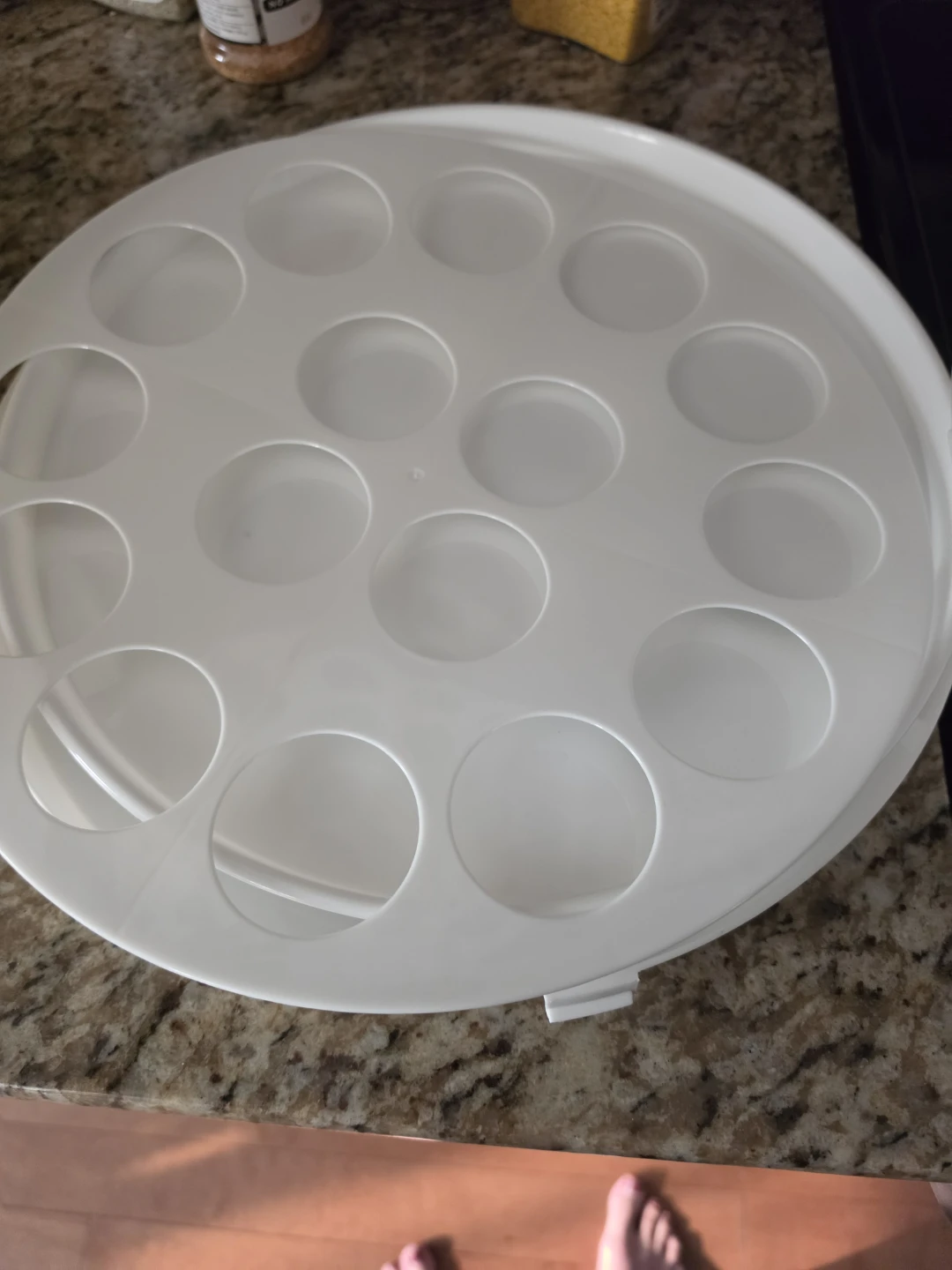 Chefables Round Divided Serving Platter with Lid - photo 4
