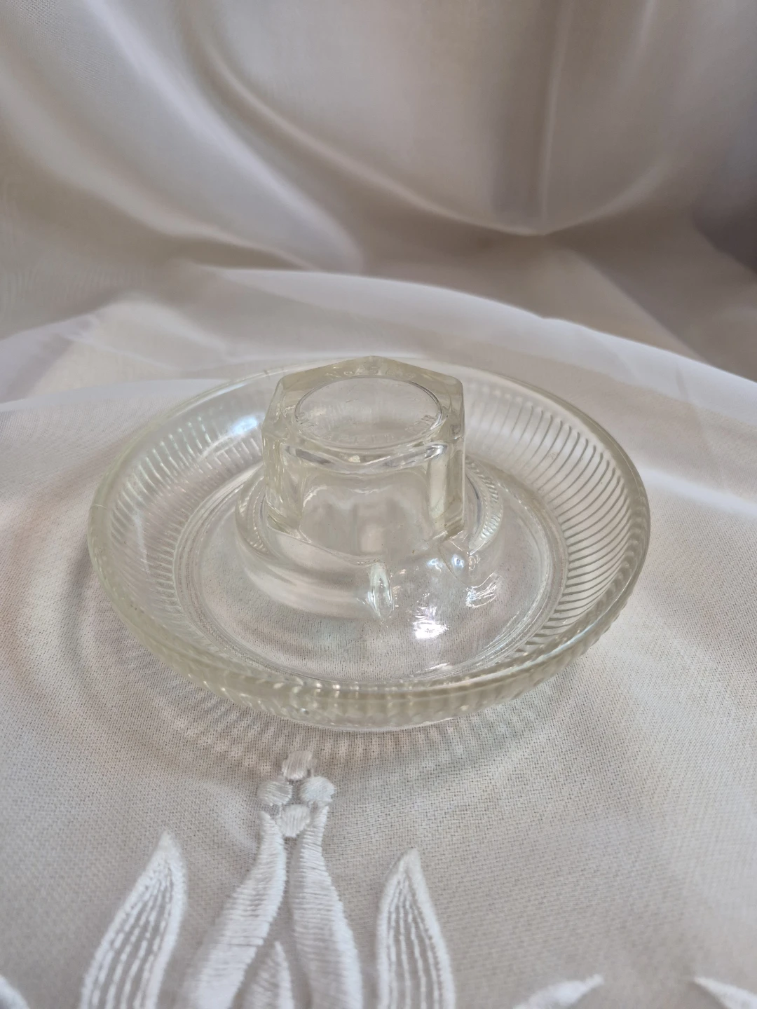 Vintage Clear 5 1/2" Round Glass Chicken Poultry Waterer - photo 2