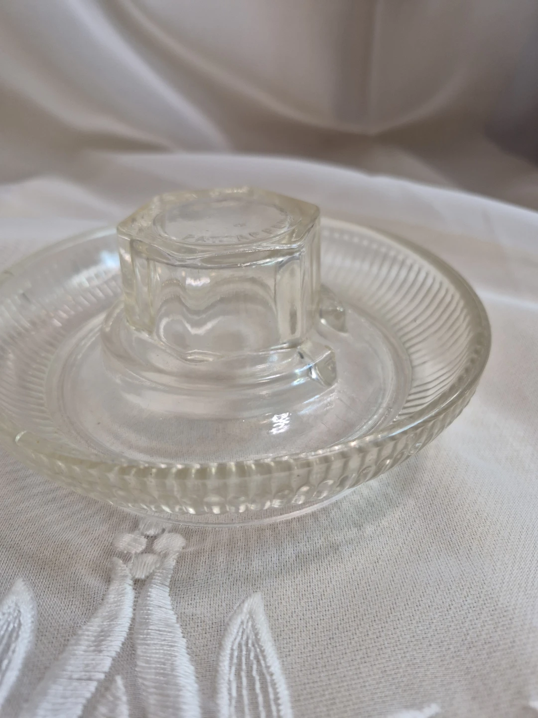 Vintage Clear 5 1/2" Round Glass Chicken Poultry Waterer - photo 3